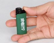 中號打火機(jī)