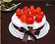 草莓超大生日蛋糕