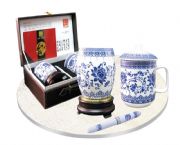 立體青花旋轉(zhuǎn)三件套