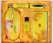 中國(guó)帝王黃瓷四件套