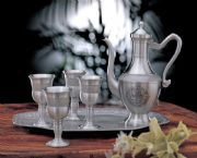 鴻運(yùn)酒具套裝（1壺+4杯+1木托）